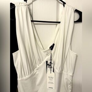 Express Body Contour Collection Vneck Bodysuit NWT